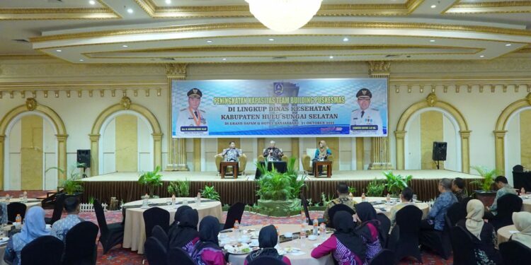 “TINGKATKAN KAPASITAS DAN KEMAJUAN PUSKESMAS, PEMKAB HSS ADAKAN TEAM BUILDING “