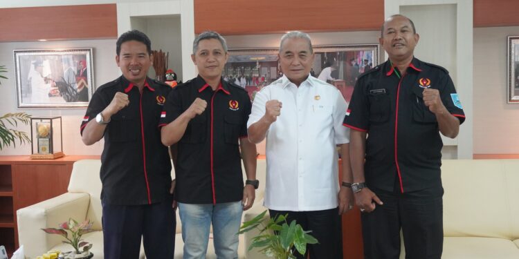 Bupati HSS Menerima Audiensi Dengan Pengurus Inti KONI Kab. HSS