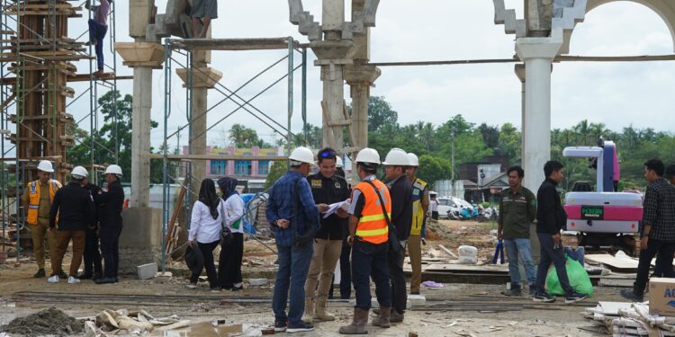Komisi 3 DPRD Kab. HSS Laksanakan Sidak Ke Mesjid Islamic Center Yang Masih Dalam Proses Pembanginan Tahap 3