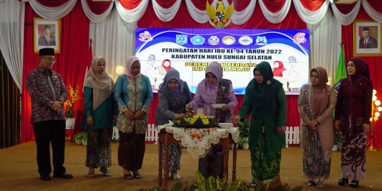 Peringatan Hari Ibu Ke 94 Tahun 2022 di Kab. HSS