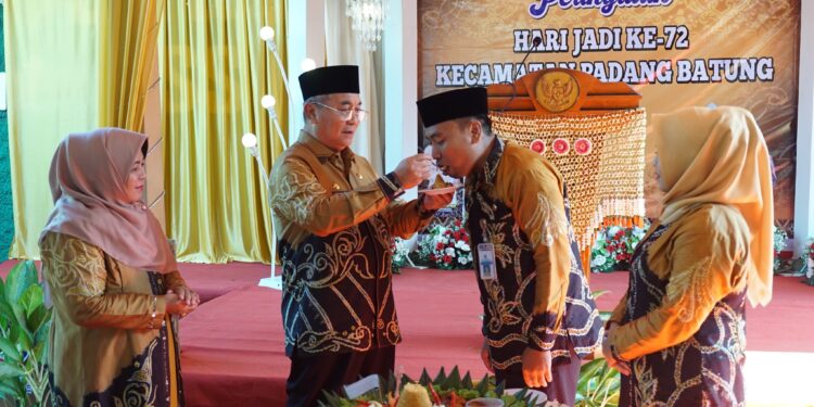 KECAMATAN PADANG BATUNG RAYAKAN HARI JADINYA YANG KE-72 TAHUN