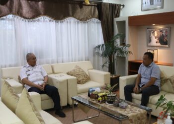 BUPATI HSS TERIMA SILATURAHMI KASAT RESKRIM POLRES HSS YANG BARU