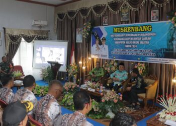 BUPATI HSS BUKA MESRENBANG RKPD TAHUN 2024 KECAMATAN DAHA SELATAN