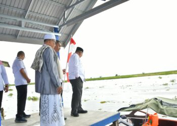 BUPATI RESMIKAN HALTE SUNGAI DI DESA BAJAYAU