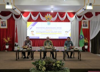 BUPATI HSS MEMBUKA KEGIATAN PENYELARASAN RPD KAB. HSS 2024-2026 DENGAN RPJMD PROV. KALSEL 2021-2026 DAN RKPD PROV. KALSEL 2024