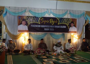 PEMKAB HSS KEMBALI MELAKSAKANAN SAFARI RAJAB YANG MANA PADA KALI INI DI LAKSANAKAN DI MESJID AL ISTIQAMAH DESA LONGAWANG