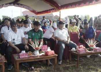 BUPATI HSS IKUTI KEMERIAHAN CAR FREE DAY DAHA