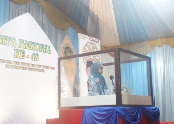 BUPATI HSS SAKSIKAN PELAKSANAAN MTQ KE-48 DI SUNGAI RAYA