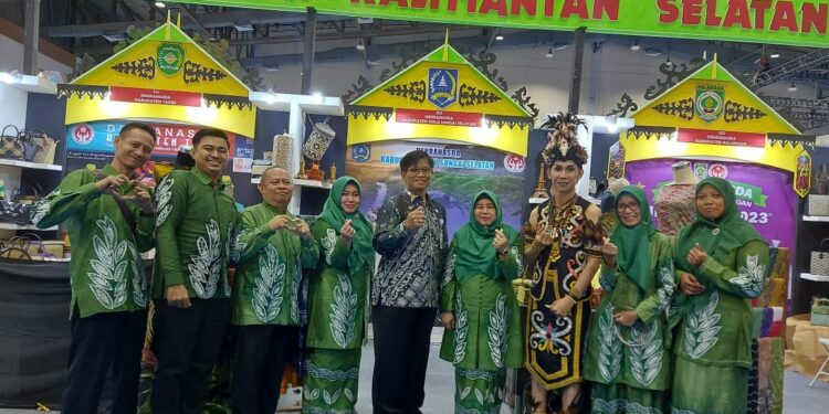 OPENING INACRAFT, PRODUK UMKM INDONESIA DIHARAPKAN DAPAT DIKENAL DUNIA