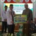 BUPATI HSS SERAHKAN TAMBAHAN PENGHASILAN/INSENTIF USTADZ USTADZAH PONPES DAN MDA SE-HSS