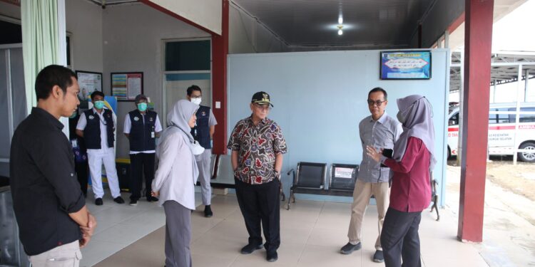 BUPATI HSS PASTIKAN POSKO KESEHATAN DAN POSKO PENGAMANAN SIAP SIAGA SAMBUT IDUL FITRI 1444 H