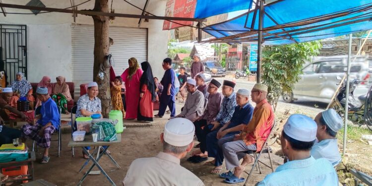 WABUP HSS BERTAKZIAH KE RUMAH DUKA IBU MURHAN BINTI SAHBAN
