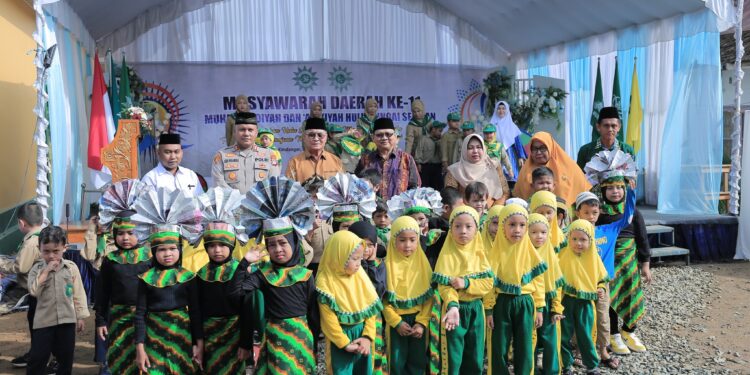 BUPATI HSS HADIRI PEMBUKAAN MUSDA KE 11 MUHAMMADIYAH DAN AISYIYAH KABUPATEN HSS