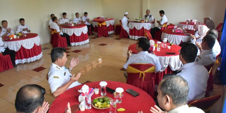 TEMPATI KANTOR BARU, BUPATI HARAPKAN DINAS PMD MAKIN NYAMAN DALAM MELAKUKAN KOORDINASI DENGAN PEMDES