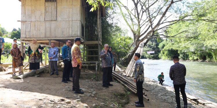 BUPATI HULU SUNGAI SELATAN MENINJAU KESIAPAN FESTIVAL LOKSADO