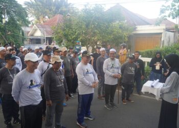 BUPATI IKUTI KEGIATAN JALAN SANTAI BERSAMA SANTRI DAN SANTRIWATI MERIAHKAN TAHUN BARU ISLAM 1445