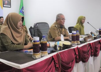 BUPATI HSS BUKA KEGIATAN SURVEI AKREDITASI UNTUK PUSKESMAS NEGARA