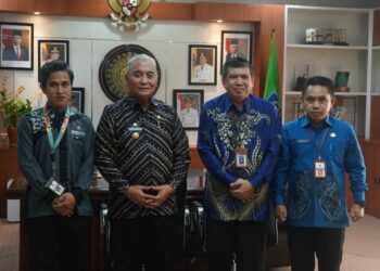 BUPATI HSS TERIMA SILATURAHMI TIM ASISTENSI INNOVATIVE GOVERNMENT AWARD UNTUK WUJUDKAN VISI INOVASI DI KABUPATEN HSS