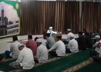 SHOLAT SUBUH BERJAMAAH DAN PENGAJIAN RUTIN SUBUH RABU LINGKUP PEMKAB. HSS