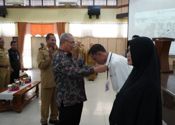 LANGKAH MENUJU PELAYANAN KESEHATAN UNGGUL: BUPATI HSS H. ACHMAD FIKRY BUKA PELATIHAN MANAJEMEN PUSKESMAS DENGAN PENUH SEMANGAT