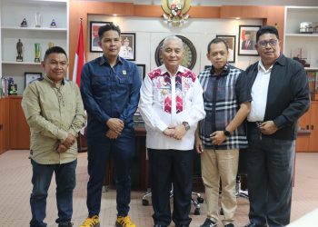 BUPATI HSS TERIMA SILATURAHMI PENGURUS DPD PARTAI GERINDRA KALSEL
