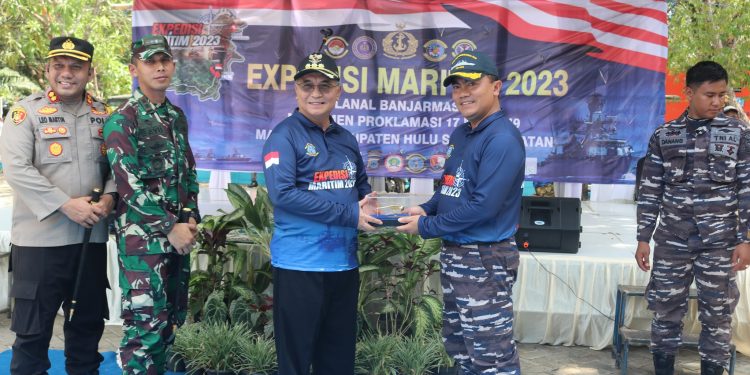 BUPATI SAMBUT KEDATANGAN TIM EKSPEDISI MARITIM 2023 DI HULU SUNGAI SELATAN