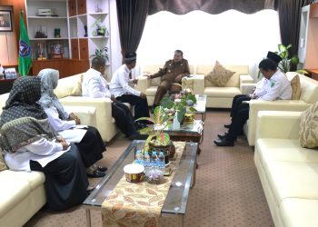 SILATURAHMI DAN PERTEMUAN HANGAT PJ. BUPATI HSS BERSAMA PARA PENGURUS STAI DARUL ULUM KANDANGAN