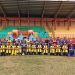 KESERUAN TENDANGAN PERTAMA: PJ. BUPATI HSS HERMANSYAH BUKA PERTANDINGAN PERSAHABATAN SEPAKBOLA DENGAN SEMANGAT