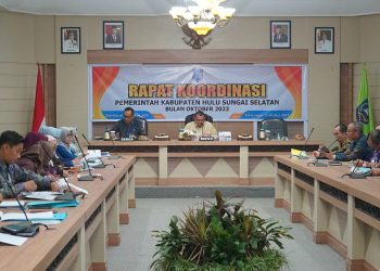 PJ. BUPATI HSS PIMPIN RAPAT KOORDINASI BULAN OKTOBER TAHUN 2023