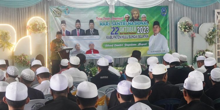 PJ BUPATI HSS BUKA PERINGATAN HARI SANTRI, SERTA AKAN BERANGKATKAN GURU-GURU PESANTREN MELAKSANAKAN IBADAH UMROH