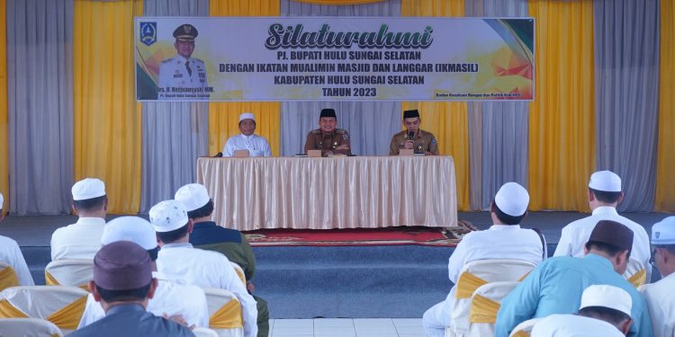 PENJABAT BUPATI HSS MEMPERERAT HUBUNGAN DENGAN IKMASIL DALAM UPAYA MENINGKATKAN NILAI-NILAI KEAGAMAAN DAN KESEJAHTERAAN MASYARAKAT