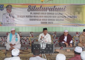 PJ BUPATI HSS MENGAPRESIASI PERAN IKMASIL DALAM MENINGKATKAN KESEJAHTERAAN DAN NILAI-NILAI KEAGAMAAN