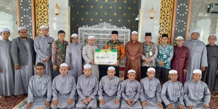 PEMERINTAH KABUPATEN HULU SUNGAI SELATAN DUKUNG PEMBANGUNAN SARANA DAN PRASARANA TEMPAT IBADAH DAN PENDIDIKAN ISLAM.