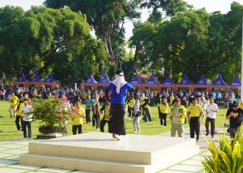 AWALI JUMAT DI BULAN NOVEMBER, PEMKAB HSS GELAR SENAM BERSAMA