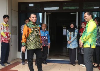 JALIN SILATURAHMI DAN PERKUAT SINERGI, PJ. BUPATI HSS KUNJUNGI KANTOR DISPERA KPLH & DINAS PMD