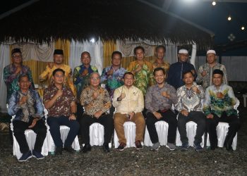 PENJABAT BUPATI BERHASIL CAIRKAN SUASANA SILATURRAHMI PARA KEPALA DESA SE-HSS