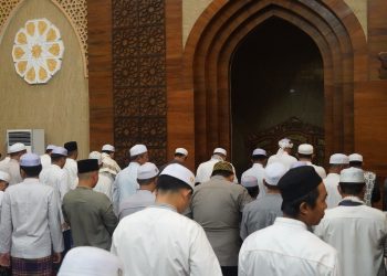 GERAKAN SEHARI SUNNAH JUM’AT “SAGAN WAKOP” SAMBUT HARI JADI KAB. HULU SUNGAI SELATAN KE 73 DIAWALI SHOLAT SUBUH BERJAMAAH DAN SARAPAN BERSAMA