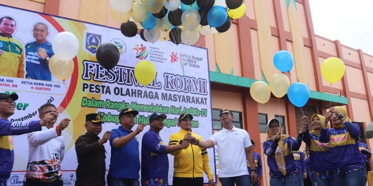 GELORAKAN SEMANGAT OLAHRAGA TRADISIONAL, PJ BUPATI HSS BUKA SECARA RESMI FESTIVAL KORMI