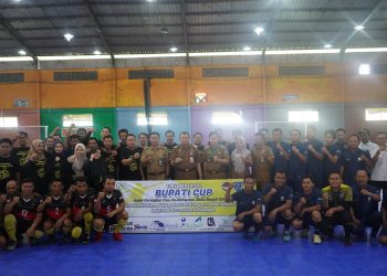 PJ BUPATI HSS BUKA SECARA RESMI TURNAMEN FUTSAL ANTAR PERANGKAT DESA SE-KAB. HSS