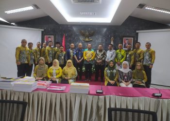EVALUASI KINERJA OLEH INSPEKTORAT JENDERAL KEMENDAGRI RI, PJ BUPATI HSS MENDAPAT APRESIASI POSITIF