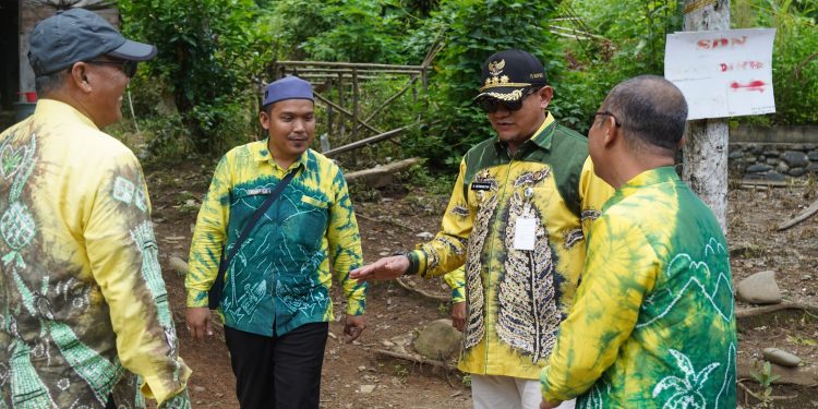 BUKA MUSRENBANG RKPD TAHUN 2025 DI KECAMATAN LOKASADO, PJ. BUPATI HSS TURUN LANGSUNG TINJAU LOKASI USULAN