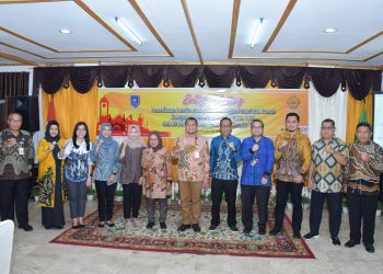 HARMONI DAN KERJASAMA: PJ BUPATI HSS AJAK SINERGI DALAM ENTRY MEETING PEMERIKSAAN OLEH BPK RI