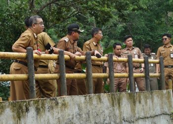SETELAH MUSRENBANG, PJ. BUPATI HSS H. HERMANSYAH AMATI LOKASI PEMBANGUNAN DI KECAMATAN SUNGAI RAYA