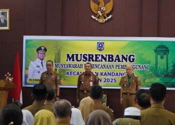 PENJABAT BUPATI HULU SUNGAI SELATAN MEMBUKA SECARA RESMI MUSRENBANG TAHUN 2025 TAHAP 4 DI KECAMATAN KANDANGAN UNTUK PEMBANGUNAN BERKELANJUTAN