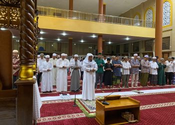 PJ. BUPATI HSS HADIR DALAM PENGAJIAN RUTIN MALAM SENIN DI MASJID NURUL HIDAYAH