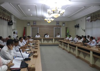 TINGKATKAN ANGKA BELANJA PRODUK DALAM NEGERI, SEKDA KAB. HSS PIMPIN RAPAT KOORDINASI TKDN