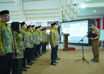 PENGUKUHAN ANGGOTA UNIT PEMANTAU PELAYANAN PUBLIK (UP3) KAB. HSS TAHUN 2024-2025