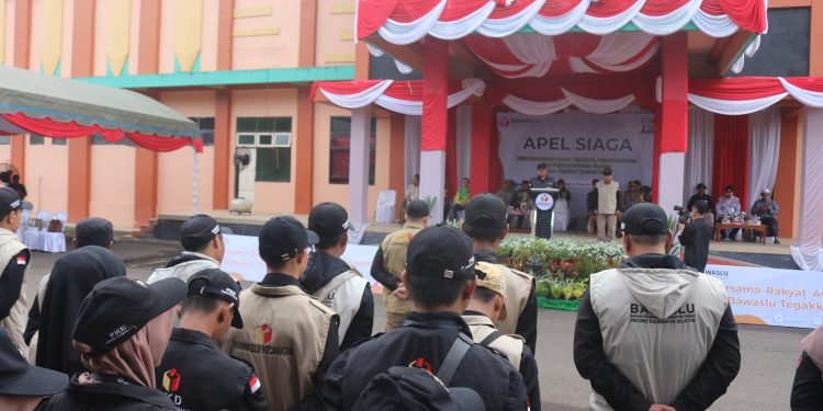 PASTIKAN PEMILU AMAN & DAMAI, PJ BUPATI BERIKAN ARAHAN PADA APEL SIAGA PEMILU 2024