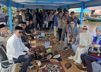 KEHANGATAN PEMILU 2024: PJ BUPATI HSS BERSAMA FORKOPIMDA MEMBAUR BERSAMA MASYARAKAT DAHA