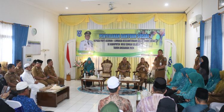 PJ. BUPATI : ANGGARAN DANA HIBAH UNTUK BANSOS TAHUN INI BERTAMBAH, SEIRING MENINGKATNYA APBD HSS